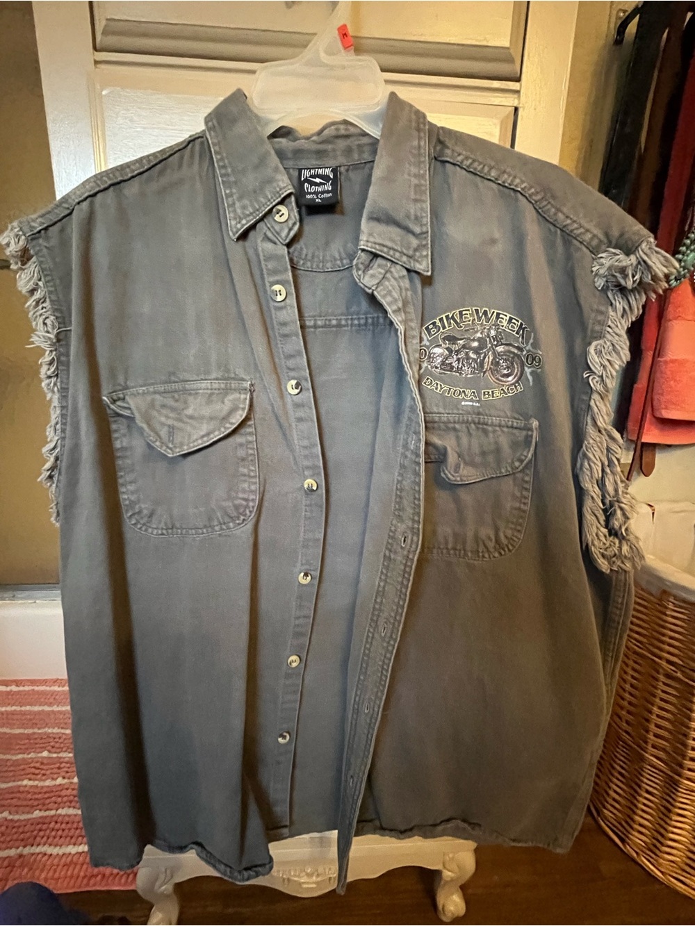 Vintage-Style collectors 2009 Gray Sleeveless Men's Shirt - Bike Wk Daytona Bch